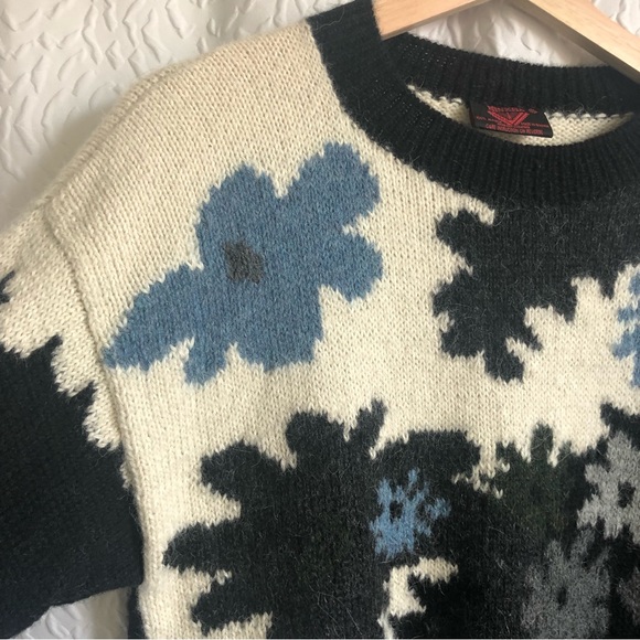 Minkha 100% Alpaca Wool Handmade Handknit Floral Knit Longsleeve Sweater - Picture 4 of 10
